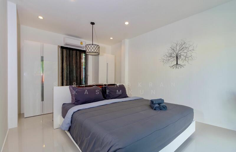 3-BR Villa, Phuket, Choeng Thale, Thalang, Phuket, 3 Bedrooms, 220 sqm, Villa For Rent, by Sirisongkran Kasemkun, 500035758 - DDproperty.com