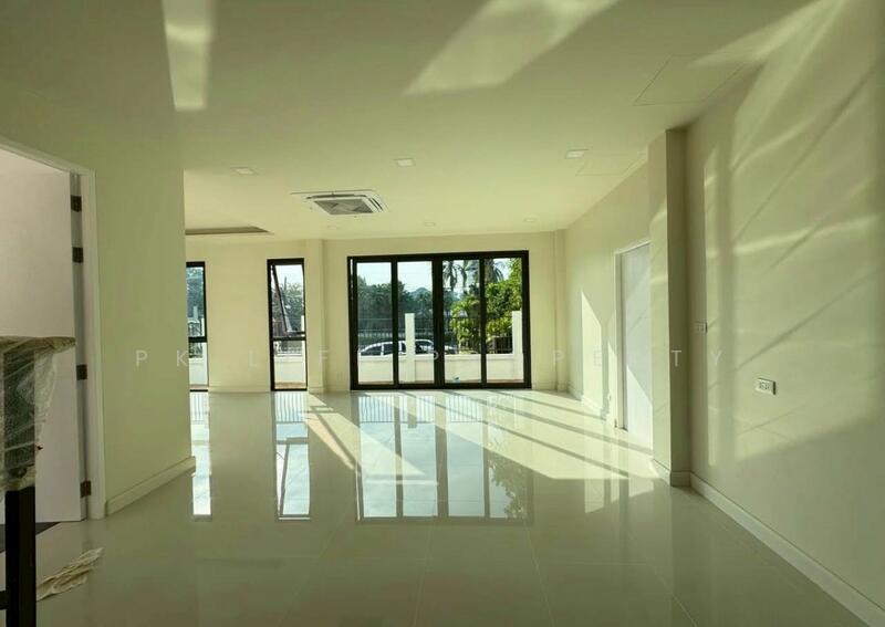 ขาย - 10S0107 This house for sale 5,200,000 baht 3 bedroom 2 bathroom located at muang, ภูเก็ต