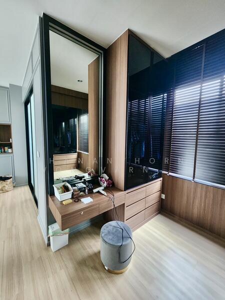 Nirvana Define Srinakarin-Rama 9, Bangkok, Srinakarin - Rom Klao Road, Saphan Sung, Saphan Sung, Bangkok, 4 Bedrooms, 230 sqm, Townhouse For Sale, by Thananthorn Wongvarnkaseam, 500035799 - DDproperty.com