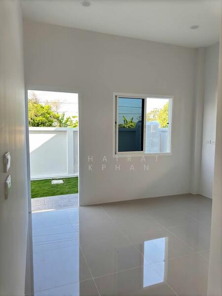 ขาย - บ้าน 2-ห้องนอน, กรุงเทพ