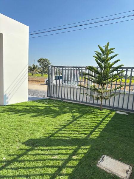 ขาย - บ้าน 2-ห้องนอน, กรุงเทพ