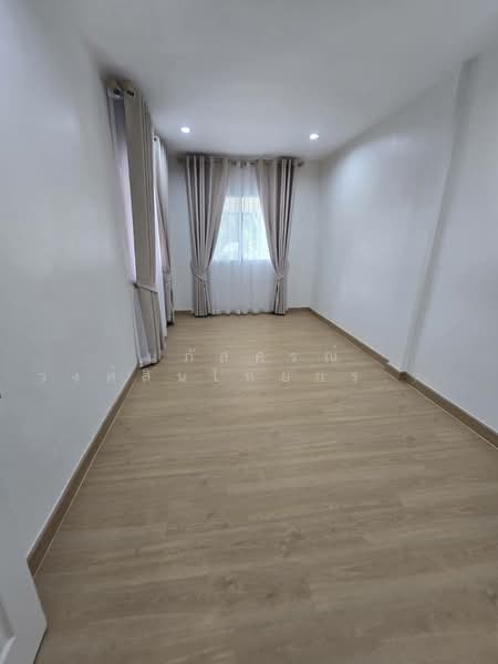 หมู่บ้าน ฟ้าปิยรมย์ พฤกษ์วารี เฟส7 ลำลูกกา คลอง6, Pathum Thani, Bung Kham Proi, Lam Luk Ka, Pathum Thani, 4 Bedrooms, 130 sqm, Semi-Detached House (Twin House) For Sale, by นภัสศรณ์ วงศ์สินไทยกร (นันท์), 500036379 - DDproperty.com