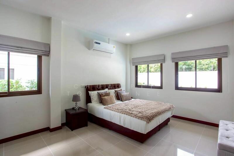 ขายด่วน! วิลล่าพร้อมสระว่ายน้ำ The Height 1 หัวหิน ซอย 70 132.6 ตรว 7.9 ล้าน, ประจวบคีรีขันธ์, หัวหิน, หัวหิน, ประจวบคีรีขันธ์, 154 ตร.ม., วิลล่า ขาย, โดย Chuanpit Tongmanee, 500036499 - DDproperty.com