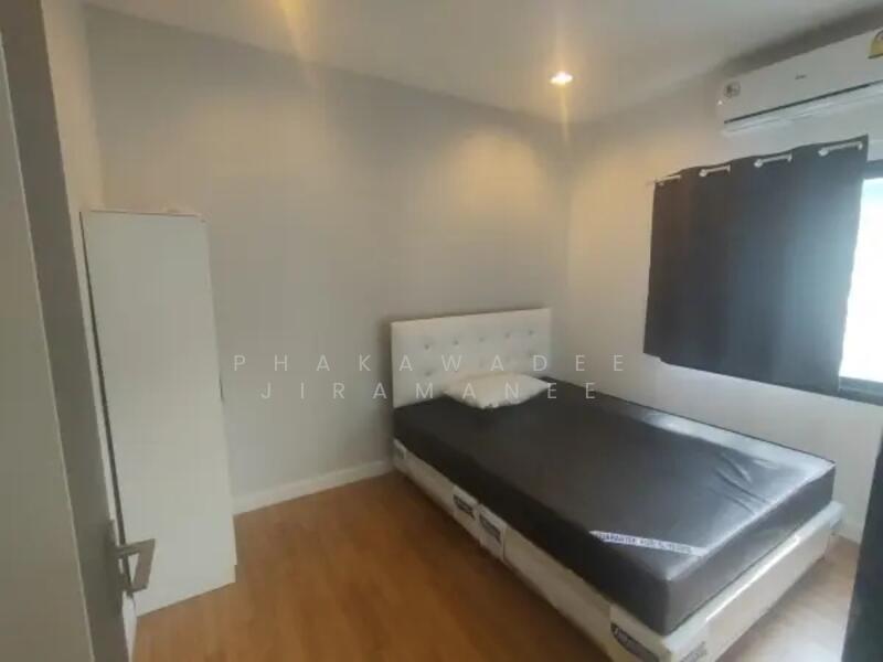 4-BR Semi-detached House, Bangkok, Lat Phrao, Lat Phrao, Bangkok, 4 Bedrooms, 150 sqm, Semi-Detached House (Twin House) For Sale, by Phakawadee Jiramanee, 500036657 - DDproperty.com