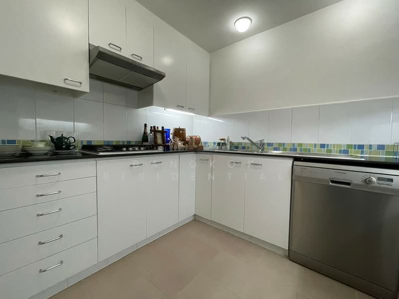 Tipamas Suites, Bangkok, South Sathorn Road, Thung Maha Mek, Sathon, Bangkok, 3 Bedrooms, 148 sqm, Apartment For Rent, by Bangkok Residential, 500036725 - DDproperty.com