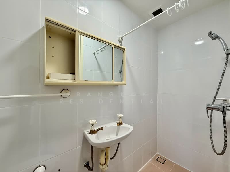 Tipamas Suites : ทิพมาศ สวีท, กรุงเทพ, ถนนสาทรใต้, ทุ่งมหาเมฆ, สาทร, กรุงเทพ, 148 ตร.ม., อพาร์ทเมนท์ ให้เช่า, โดย Bangkok Residential, 500036725 - DDproperty.com