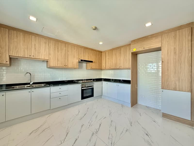 Sethiwan Residence, Bangkok, Soi Sukhumvit 13, Khlongtoei Nua, Watthana, Bangkok, 4 Bedrooms, 320 sqm, Apartment For Rent, by Bangkok Residential, 500036788 - DDproperty.com