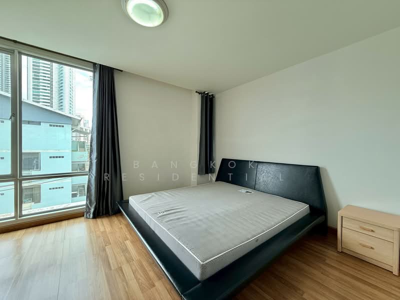 Y.O. Place, Bangkok, 223 Soi Sai Nam Thip 2, Khlong Toei, Khlong Toei, Bangkok, 3 Bedrooms, 111 sqm, Apartment For Rent, by Bangkok Residential, 500036880 - DDproperty.com