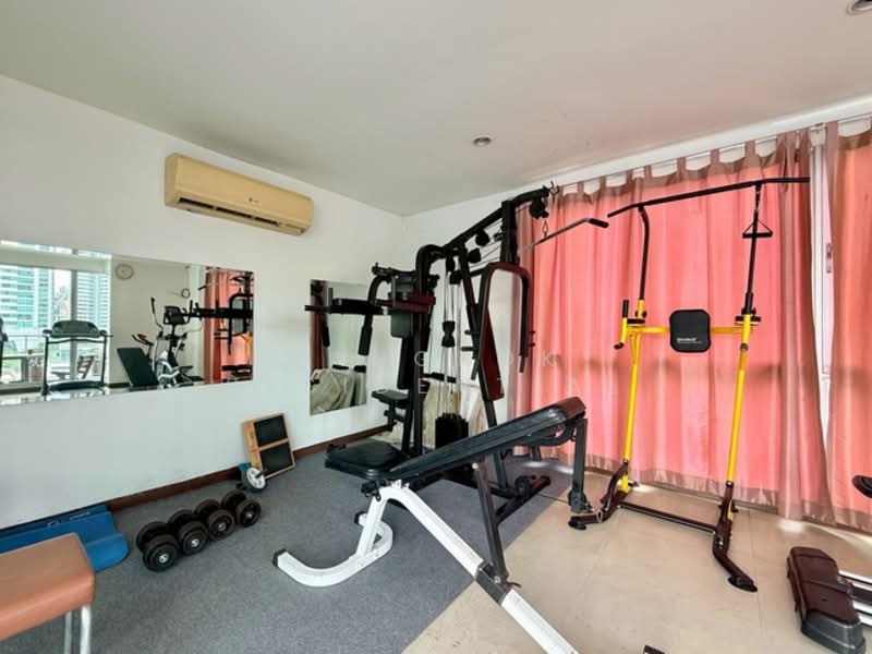 Y.O. Place, Bangkok, 223 Soi Sai Nam Thip 2, Khlong Toei, Khlong Toei, Bangkok, 3 Bedrooms, 111 sqm, Apartment For Rent, by Bangkok Residential, 500036880 - DDproperty.com