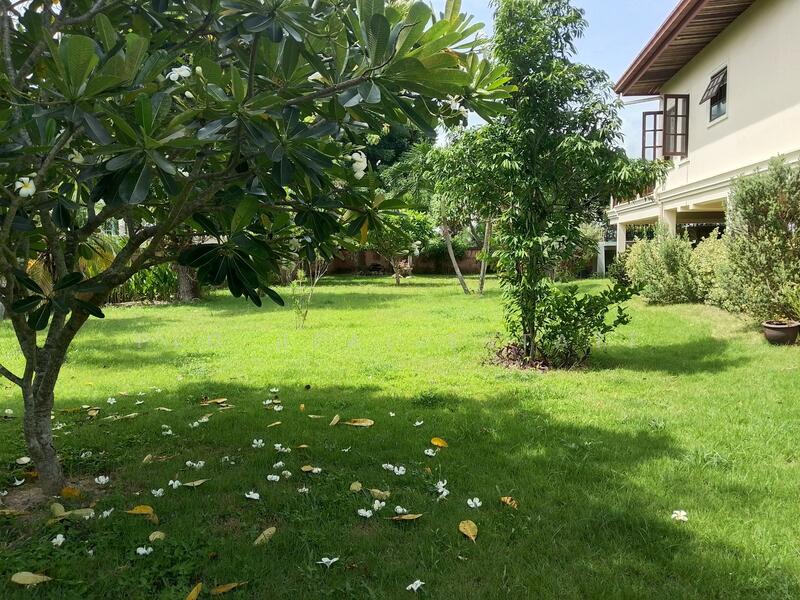 Pool View Villa for Sale – Huay Yai, Pattaya, Chon Buri (Pattaya), Bang Lamung, Bang Lamung (Pattaya), Chon Buri (Pattaya), 3 Bedrooms, 1,589 sqm, Single Detached House For Sale, by PLC Real Estate, 500036936 - DDproperty.com