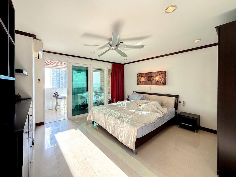 For Sale - Jomtien Beach Paradise Condo, Chon Buri (Pattaya)