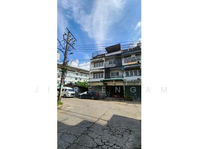 ขาย - อาคาร 4 ชั้น ซอย คริสตจักร, กรุงเทพ