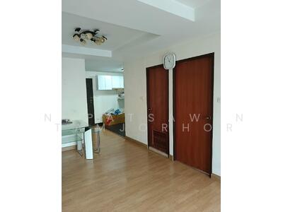 ขาย - Le Chateau Condominium Rama 9 : เลอ ชาโตว์ คอนโดมีเนียม พระราม 9, กรุงเทพ