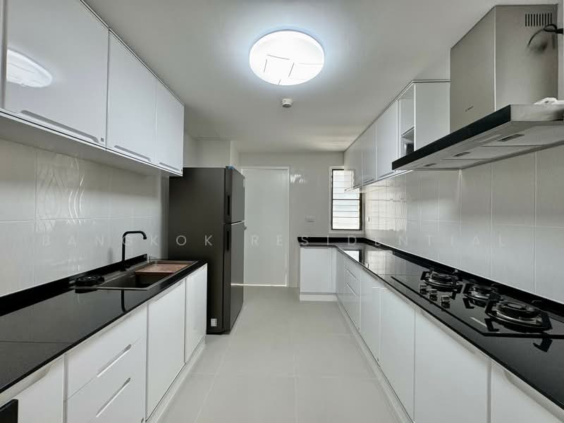 Wattana Heights, Bangkok, Sukhumvit Road, Khlongtoei Nua, Watthana, Bangkok, 3 Bedrooms, 320 sqm, Condo For Rent, by Bangkok Residential, 500037423 - DDproperty.com