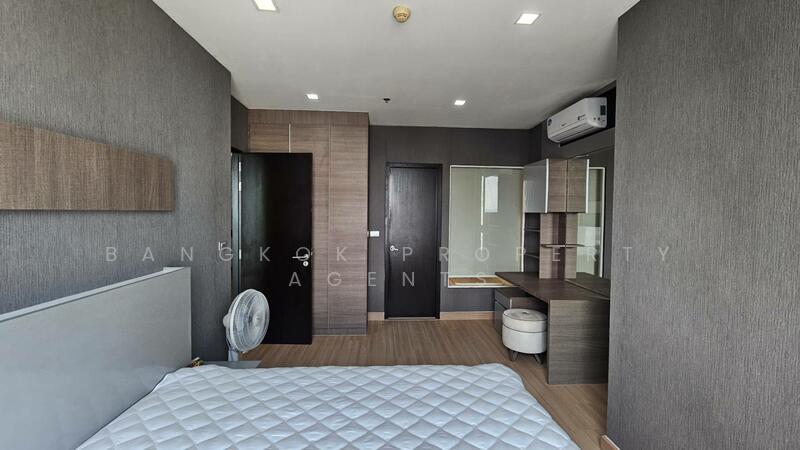 Sky Walk Residences, Bangkok, 1599 Sukhumvit Road, Phra Kanong Nua, Watthana, Bangkok, 2 Bedrooms, 60 sqm, Condo For Rent, by Bangkok property agents, 500037489 - DDproperty.com