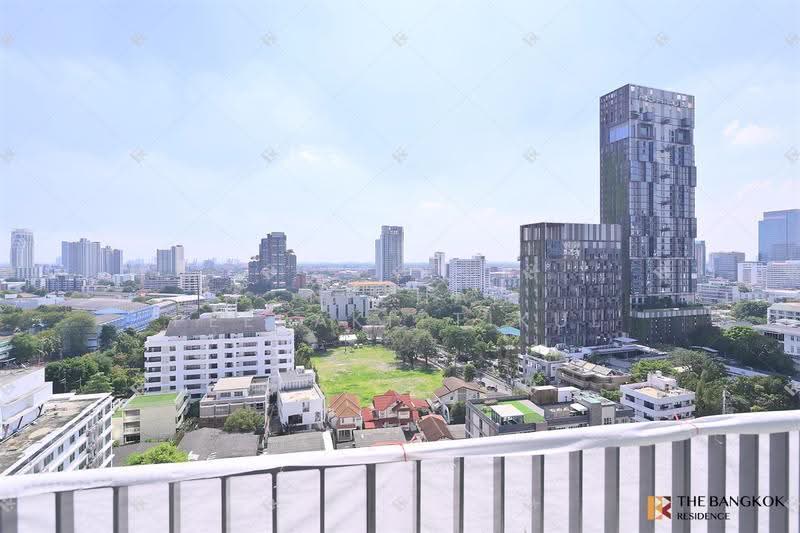 Siri At Sukhumvit, Bangkok, 902 Sukhumvit Road, Phra Kanong, Khlong Toei, Bangkok, 2 Bedrooms, 70 sqm, Condo For Rent, by Nicha Peerakittikul, 500037610 - DDproperty.com