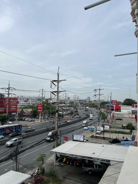 For Sale - โอกาสเป็นของคนเห็นก่อน ขายอาคารพาณิชย์ติดถนนสุวินทวงศ์ ติดถนนใหญ่ ใกล้ 4 แยกมีนบุรี เหมาะเปิดกิจการ, Bangkok