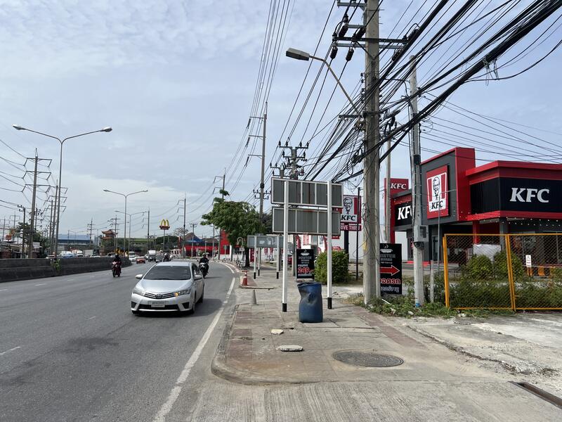 For Sale - โอกาสเป็นของคนเห็นก่อน ขายอาคารพาณิชย์ติดถนนสุวินทวงศ์ ติดถนนใหญ่ ใกล้ 4 แยกมีนบุรี เหมาะเปิดกิจการ, Bangkok