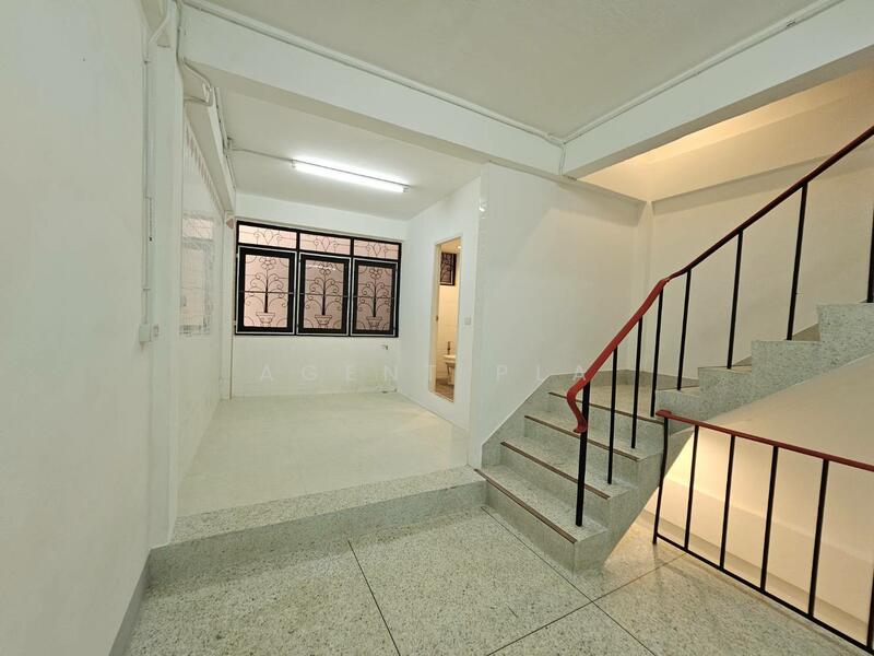 For Rent - Commercial building for rent near BTS Punnawithi-Udomsuk (SPSAD3655), Bangkok