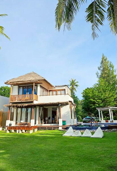 For Sale - ขายบ้านพักริมทะเล บนที่ดิน 2 ไร่ 20 ตร.ว. กุยบุรี ประจวบคีรีขันธ์, Prachuap Khiri Khan