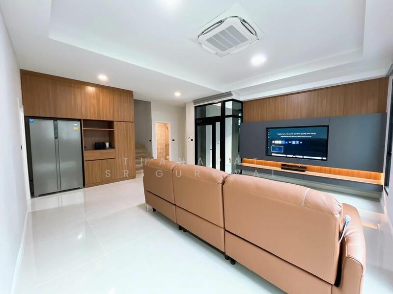 For Sale - Patio Ratchayothin, Bangkok