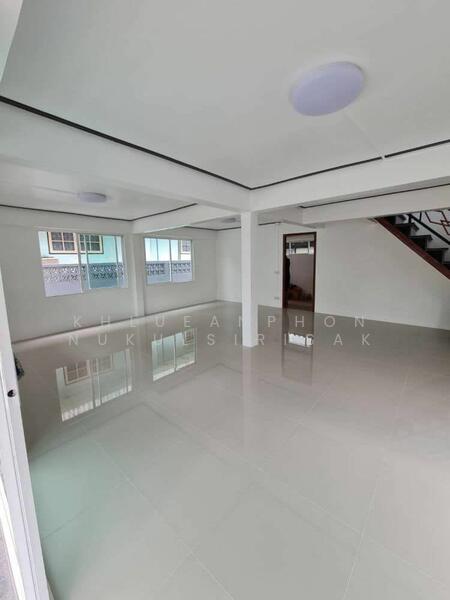 ให้เช่า - บ้าน 3-ห้องนอน, กรุงเทพ