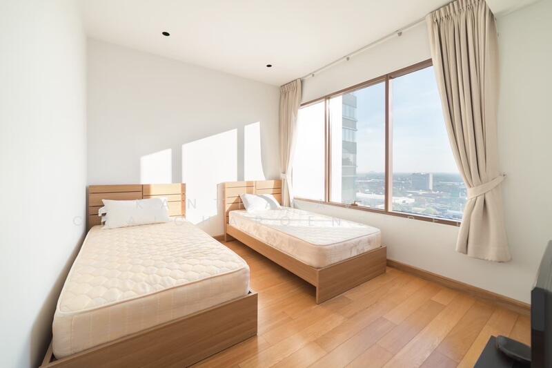 For Rent - The Emporio Place, Bangkok