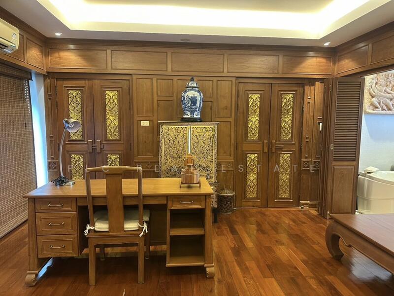 For Sale - Star Beach Condotel, Chon Buri