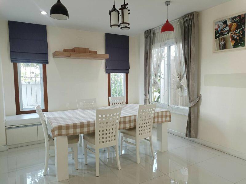 For Rent - ให้เช่าบ้านเดี่ยวหลังริม ม.ซีซั่นวัลเล่ย์ สวนเสือ ศรีราชา, Chon Buri