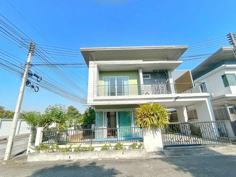 For Rent - ให้เช่าบ้านเดี่ยวหลังริม ม.ซีซั่นวัลเล่ย์ สวนเสือ ศรีราชา, Chon Buri
