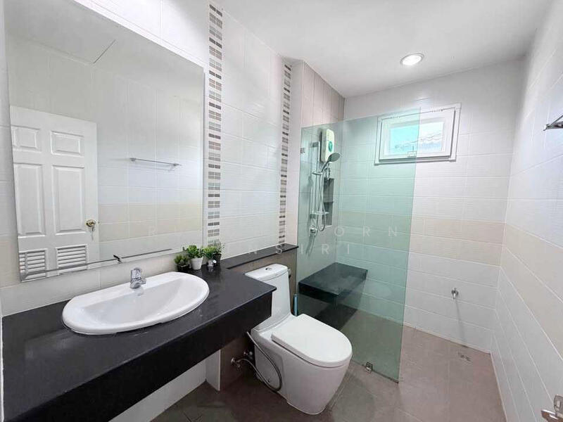 ให้เช่า - บ้านในโครงการคุณภาพ ให้เช่าเดือนละ 35,000 บาท ใกล้ตลาดแม่กวง No.12H486, เชียงใหม่