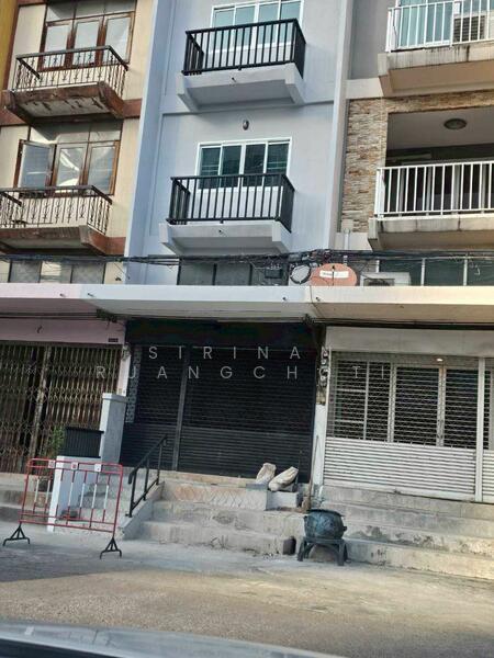 ให้เช่า - ทาวน์เฮาท์ 3-ห้องนอน, กรุงเทพ