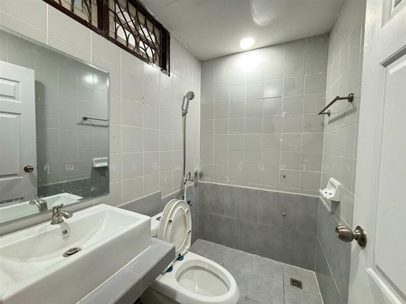 บดินทรรักษา 4 คู้บอน27, Bangkok, Tha Rang, Bang Khen, Bangkok, 3 Bedrooms, 100 sqm, Townhouse For Sale, by คุณ พรทิพย์ จันทร์หา (ปุ๋ย), 500040147 - DDproperty.com