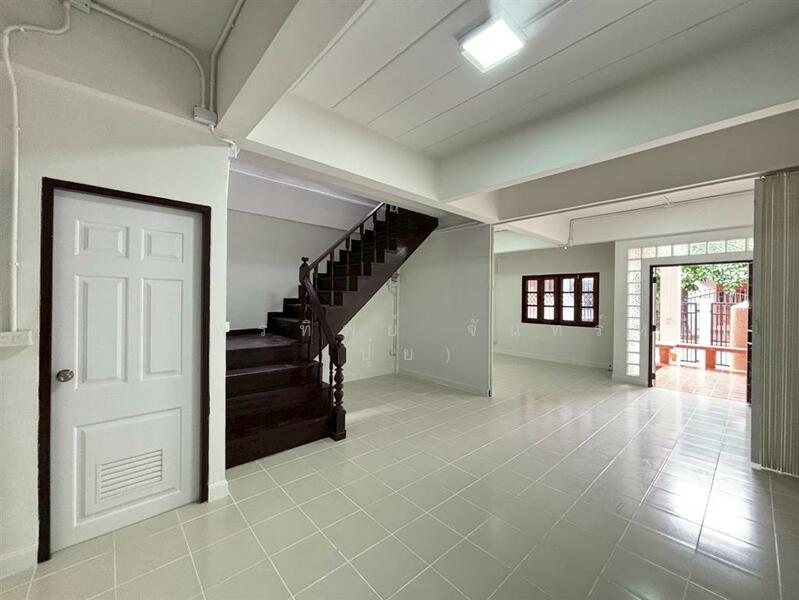 บดินทรรักษา 4 คู้บอน27, Bangkok, Tha Rang, Bang Khen, Bangkok, 3 Bedrooms, 100 sqm, Townhouse For Sale, by คุณ พรทิพย์ จันทร์หา (ปุ๋ย), 500040147 - DDproperty.com