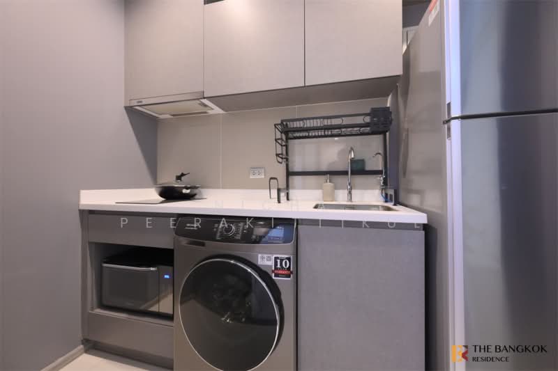 Life Asoke Hype, Bangkok, 339 Chaturathit Rd, Makkasan, Ratchathewi, Bangkok, 2 Bedrooms, 64 sqm, Condo For Rent, by Nicha Peerakittikul, 500040476 - DDproperty.com