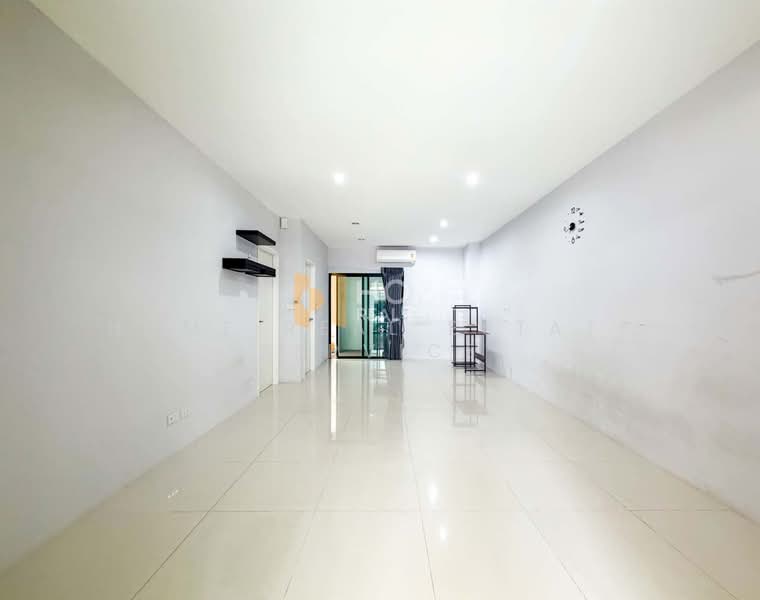Cher Wongwaen-Sathorn, bangkok, Soi 001 Kanchanaphisek 10, Kanchanaphisek Road, Bang Khae, Bangkok, 3 Bedrooms, 140 sqm, Townhouse For Sale, by HOME Real Estate Service, 500040590 - DDproperty.com