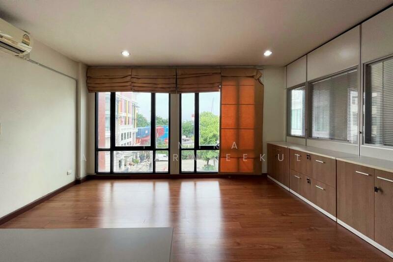 ขาย - ทาวน์เฮาท์ 3-ห้องนอน, กรุงเทพ