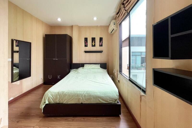 ขาย - ทาวน์เฮาท์ 3-ห้องนอน, กรุงเทพ