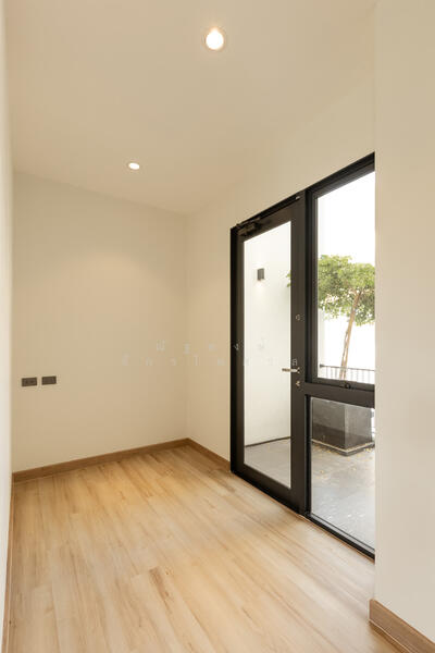 For Sale - บ้านเดี่ยว 3 ชั้น มือหนึ่ง ใจกลางทองเมืองธานี แจ้งวัฒนะ เขตหลักสี่ แขวงทุ่งสองห้อง, Bangkok