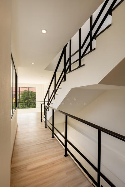 For Sale - บ้านเดี่ยว 3 ชั้น มือหนึ่ง ใจกลางทองเมืองธานี แจ้งวัฒนะ เขตหลักสี่ แขวงทุ่งสองห้อง, Bangkok