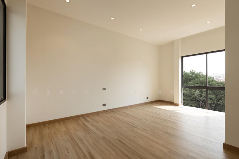 For Sale - บ้านเดี่ยว 3 ชั้น มือหนึ่ง ใจกลางทองเมืองธานี แจ้งวัฒนะ เขตหลักสี่ แขวงทุ่งสองห้อง, Bangkok