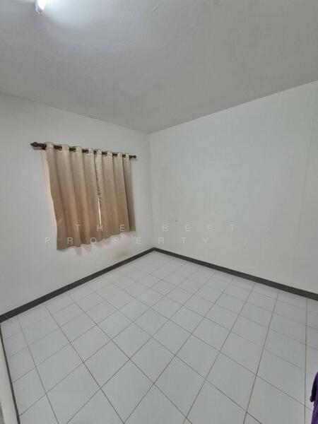 For Sale - Baan Ua-Athorn Wat Nakhon Chuen Chum, Nakhon Pathom