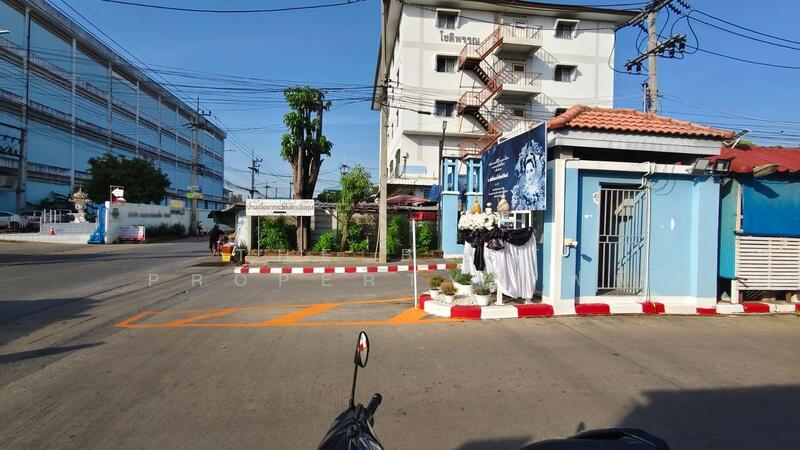 For Sale - Baan Ua-Athorn Wat Nakhon Chuen Chum, Nakhon Pathom