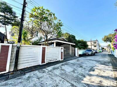 ขาย - บ้านเดี่ยว 2 ชั้น 71 ตร.ว. บ้านเดี่ยว ซอยนวมินทร์42 แยก24, กรุงเทพ