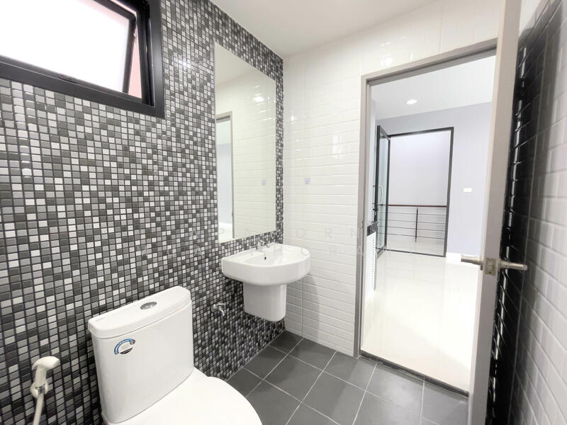 ให้เช่า - ไชน่าทาวน์, นครปฐม