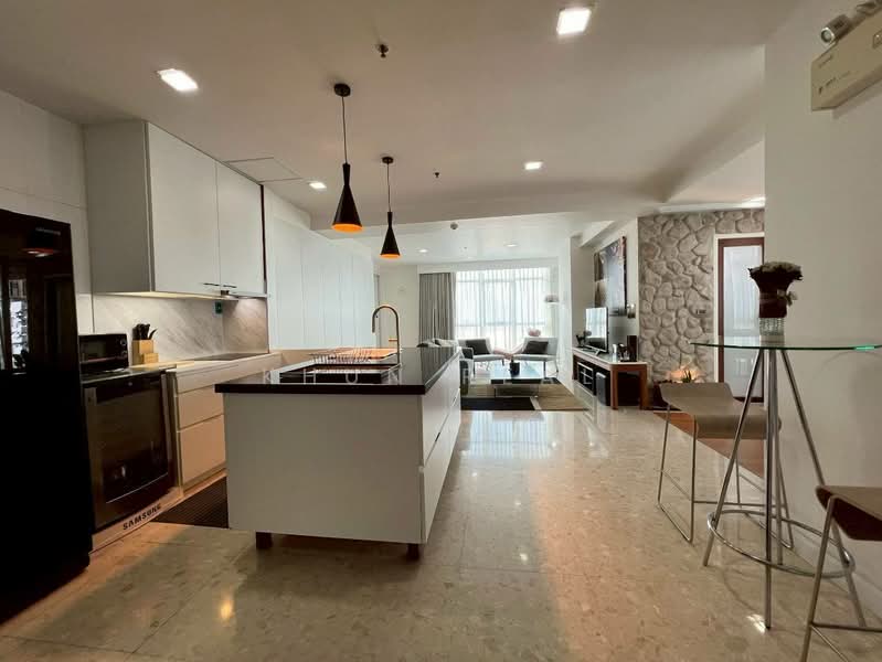 Nusasiri Grand, Bangkok, Soi Sukhumvit 42, Phra Kanong, Khlong Toei, Bangkok, 2 Bedrooms, 123 sqm, Condo For Rent, by Khun Real, 500041443 - DDproperty.com