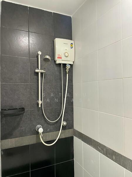 A Space Asoke-Ratchada, Bangkok, 624 Asoke-Dindaeng Road, Din Daeng, Bangkok, 2 Bedrooms, 52 sqm, Condo For Rent, by Satayu Kantasa, 500041632 - DDproperty.com
