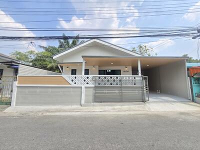 ขาย - Baan Sang Aroon : บ้านแสงอรุณ, กรุงเทพ