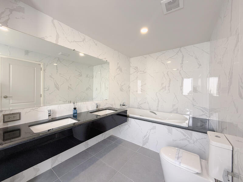 ขาย - ณิยาม แฟชั่น - รามอินทรา, กรุงเทพ