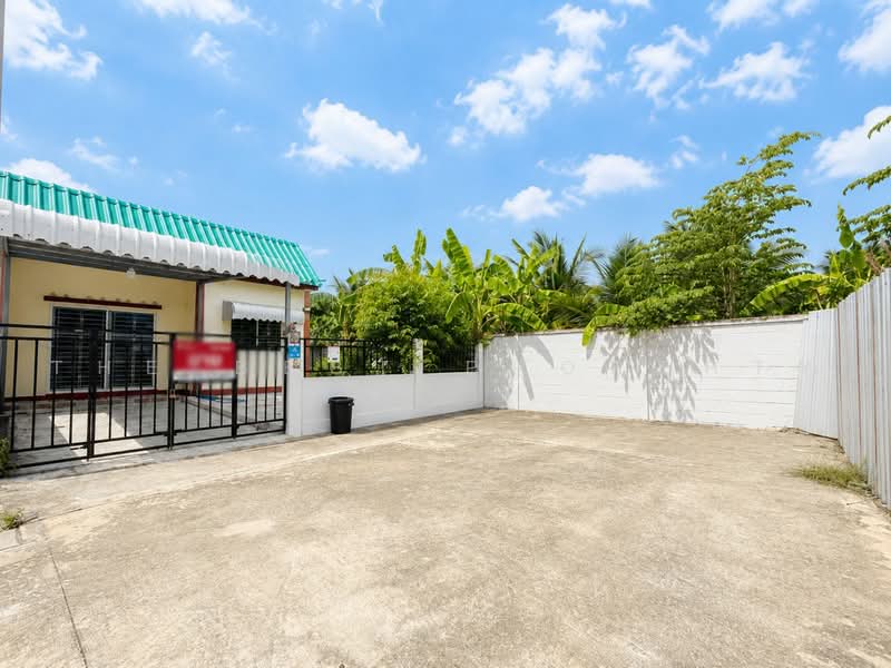หมู่บ้านซีเควิลล์4 บ้านแพ้ว-ยกกระบัตร (CK.Ville4 BanPhaeo-YokKrabut), Samut Sakhon, Rak Sam, Ban Phaeo, Samut Sakhon, 2 Bedrooms, 120 sqm, Townhouse For Sale, by The Best Property ดาด้า, 500042238 - DDproperty.com